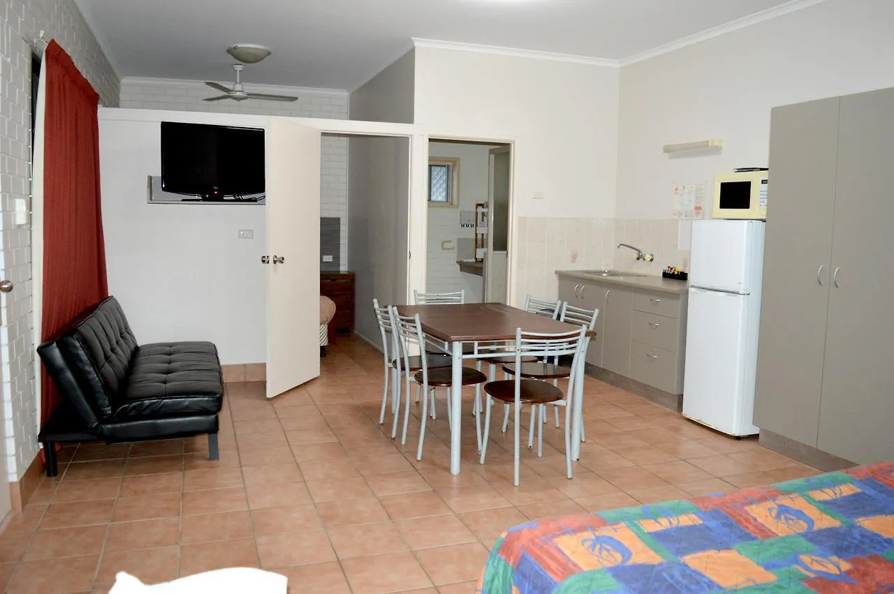 *** Motell Mid City Motor Inn Gladstone Australien