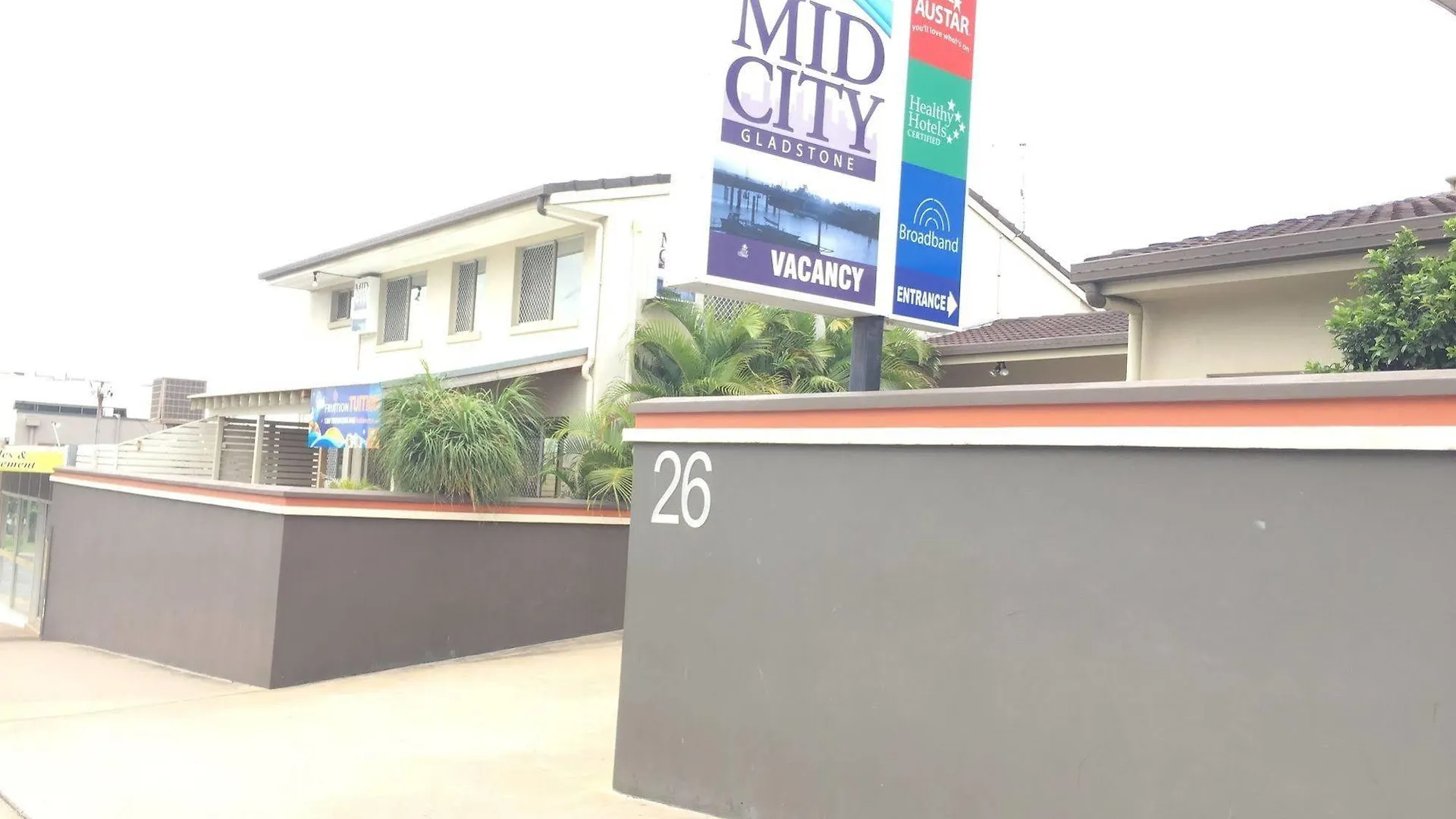 Mid City Motor Inn 글래드스톤 3*,